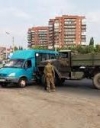 В Славянске столкнулись военный грузовик и маршрутка
