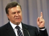 Янукович поздравил и призвал к труду победителей выборов</a>