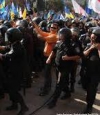 От Захарченко требуют прекратить бросать солдат- срочников против митингующих
