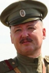 "Стрелок" разрешил своим соратникам "отжимать"у населения все, что под руку попадется