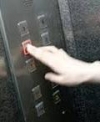 В сломанных лифтах Севастополя звучит гимн России (видео)