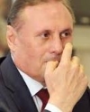Александру Ефремову продлили арест до 22 января 2017 года