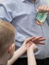 В Украине появится реестр неплательщиков алиментов (видео)