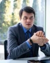 "Слуга народа" теряет позиции, "Голос" и "Батькивщина" сравнялись