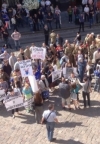 Во Львове протесты с требованием отставки мэра переросли в беспорядки (фото)