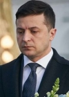Рейтинг Зеленского упал почти вдвое (инфографики)