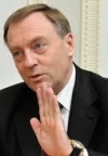 Лавринович считает обвинения Генпрокуратуры безосновательными, но прятаться от следствия не собирается