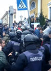 Саакашвили вручили подозрение и вывели из квартиры (фото)